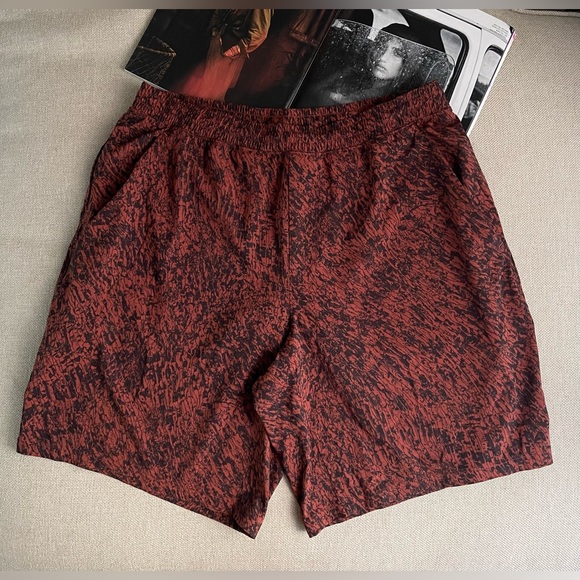 Lululemon Pace Breaker Lined Shorts 9” In Plateau Dark Terracotta Black Size XL - Picture 2 of 15